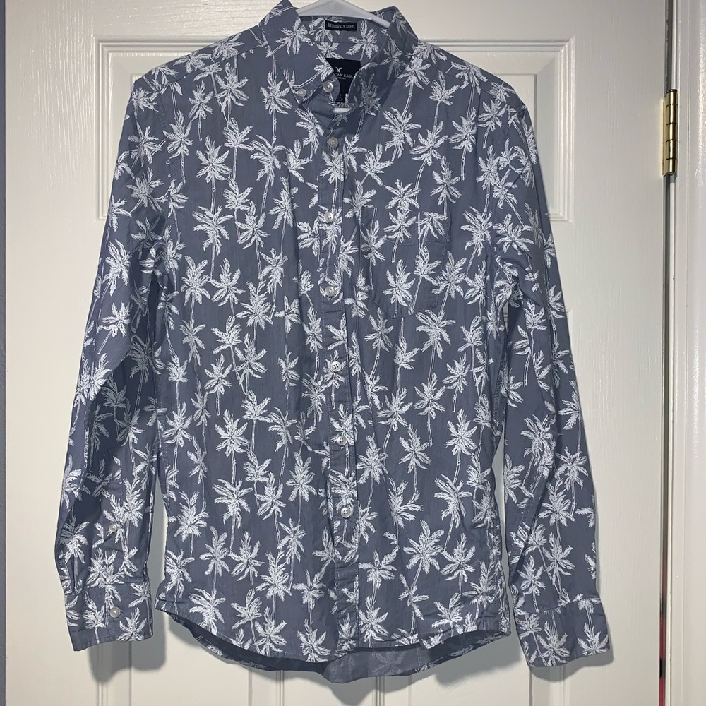 American Eagle Palm Tree Button Down